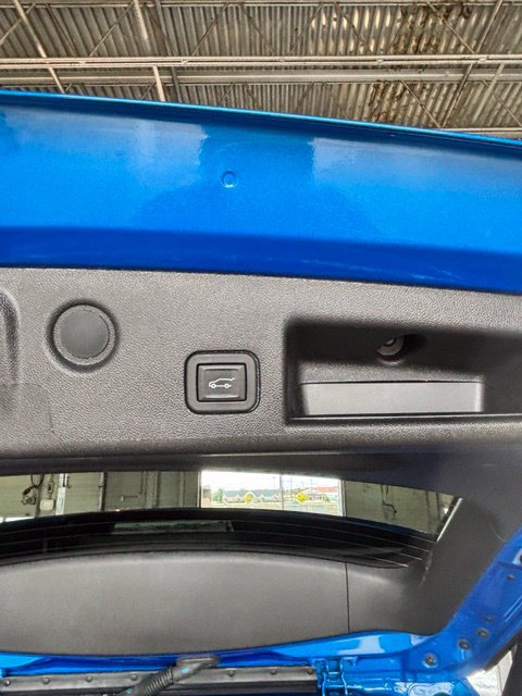 Used 2024 Chevrolet Equinox LT w/ LPO, Floor Liner Package FWD image 42