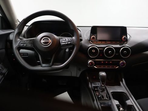 Used 2024 Nissan Sentra S image 17