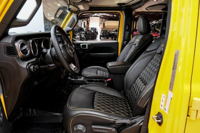 Used 2019 Jeep Wrangler Unlimited Rubicon w/ LED Lighting Group AWD/4WD image 16