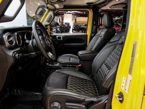 Used 2019 Jeep Wrangler Unlimited Rubicon w/ LED Lighting Group image 15