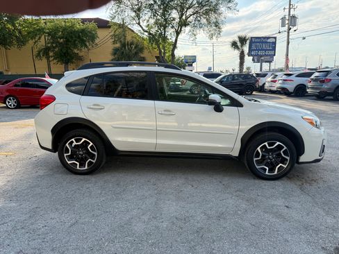 Used 2016 Subaru Crosstrek 2.0i Limited AWD/4WD image 5