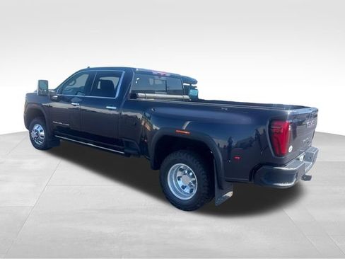Used 2024 GMC Sierra 3500 Denali w/ Denali Reserve Package AWD/4WD image 2