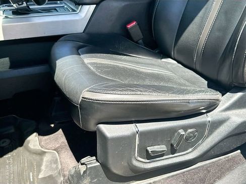 Used 2017 Ford F150 Platinum w/ Equipment Group 701A Luxury AWD/4WD image 21