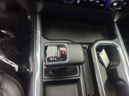 Used 2024 Chevrolet Silverado 1500 LTZ AWD/4WD image 40