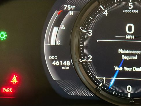 Used 2024 Lexus IS 350 F Sport RWD image 8