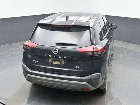 Used 2023 Nissan Rogue SV image 24