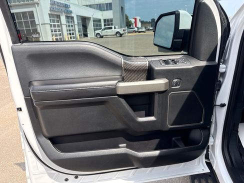 Used 2018 Ford F150 Raptor w/ Equipment Group 802A Luxury AWD/4WD image 16