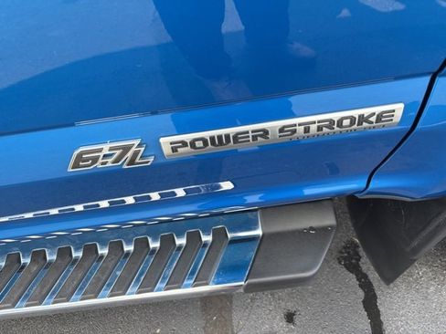 Used 2021 Ford F350 Lariat w/ Lariat Ultimate Package image 4