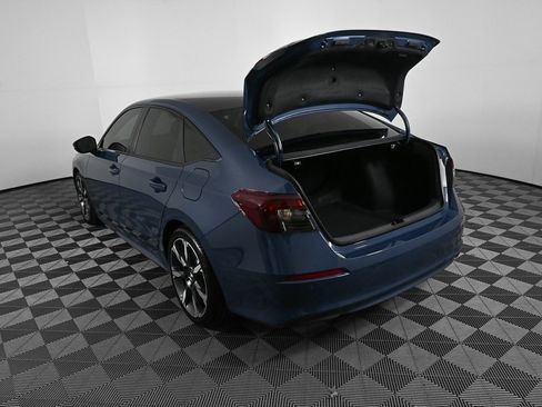 Used 2025 Honda Civic Sport image 28