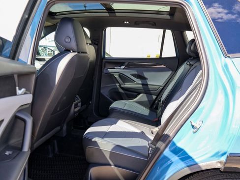 New 2026 Volkswagen Tiguan SE R-Line AWD/4WD image 16