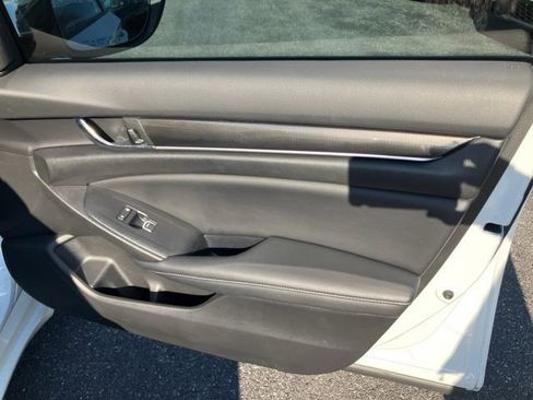 Certified 2022 Honda Accord Sport image 29