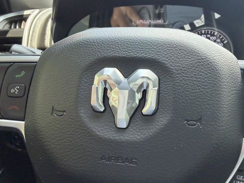 Used 2022 RAM 1500 Big Horn AWD/4WD image 21