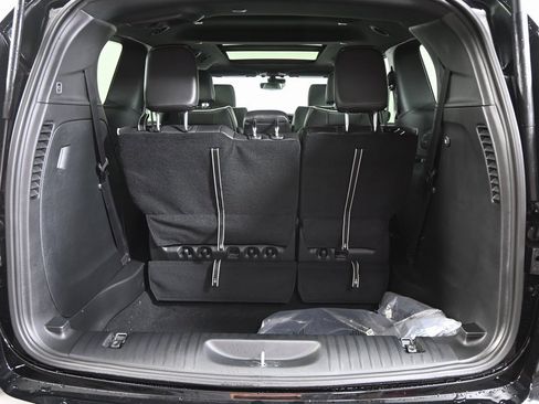 New 2026 Chrysler Pacifica Limited image 18