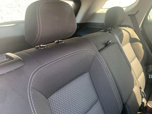 Used 2024 GMC Terrain SLE image 50