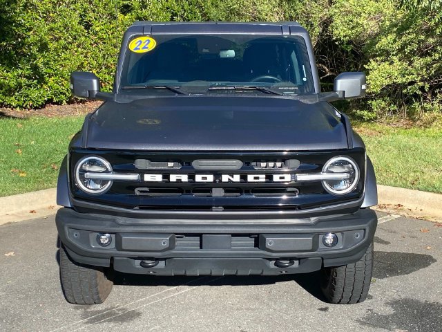 Used 2022 Ford Bronco Outer Banks AWD/4WD image 2