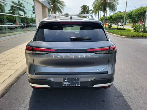 Certified 2026 INFINITI QX60 Luxe w/ Family Package FWD image 5