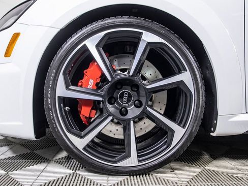 Used 2019 Audi TT RS image 39