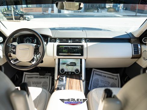 Used 2019 Land Rover Range Rover Supercharged image 14