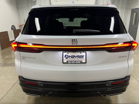 New 2026 Buick Enclave Sport Touring w/ Power Package image 4