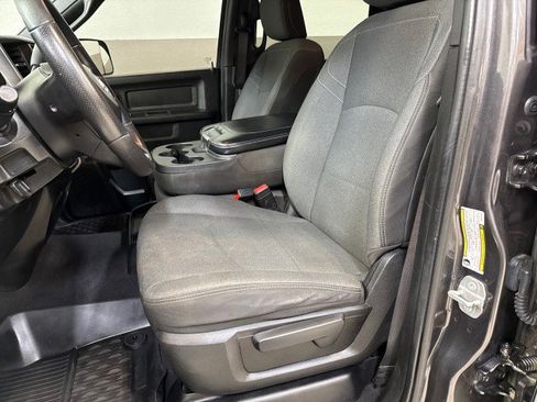 Used 2022 RAM 3500 Tradesman image 17