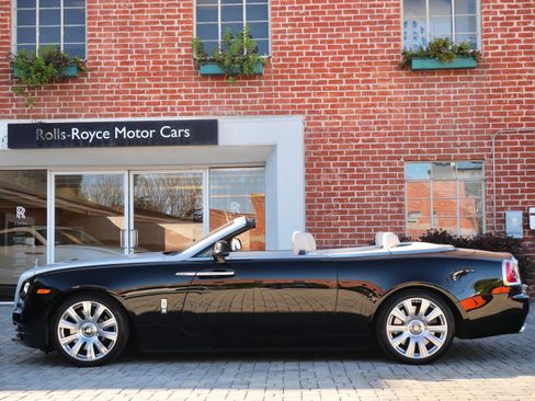 Certified 2017 Rolls-Royce Dawn image 3