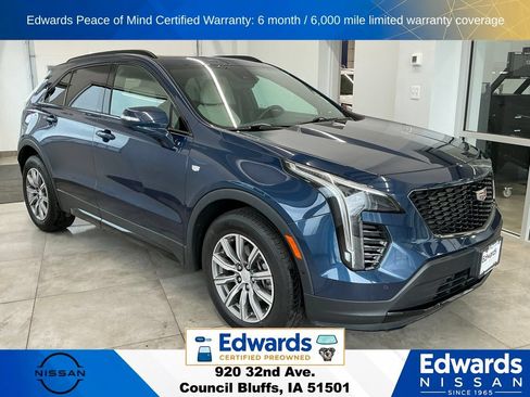 Used 2019 Cadillac XT4 Sport AWD/4WD image 2