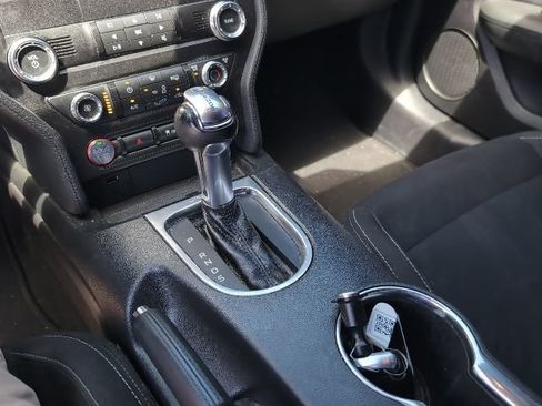 Used 2019 Ford Mustang GT RWD image 18