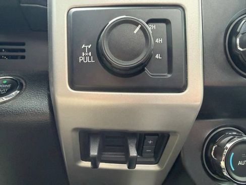Used 2019 Ford F250 Lariat w/ Lariat Ultimate Package AWD/4WD image 31