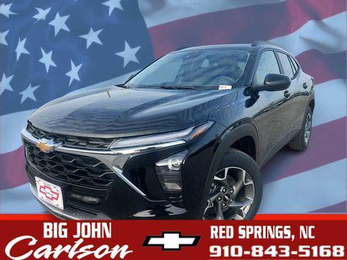 New 2026 Chevrolet Trax LT image 1