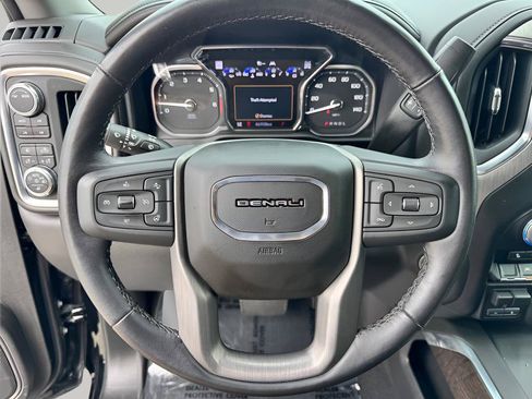 Used 2022 GMC Sierra 1500 Denali w/ Denali Premium Package AWD/4WD image 13