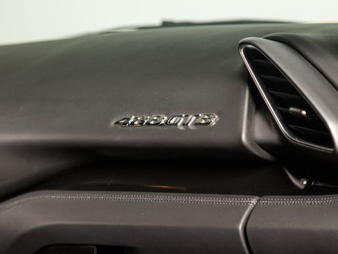 Used 2016 Ferrari 488 GTB image 35