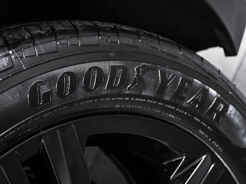 Used 2023 Volkswagen Atlas Cross Sport SEL R-Line image 79