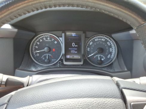 Used 2023 Toyota Tacoma TRD Sport w/ Technology Package AWD/4WD image 28