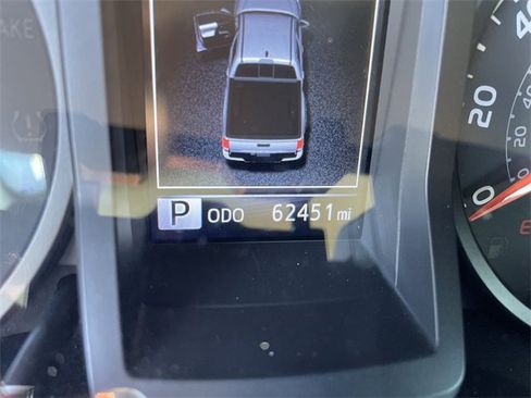 Used 2021 Toyota Tacoma SR w/ SR Convenience Package image 12