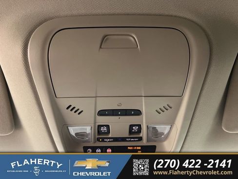 Used 2019 Buick Enclave Essence FWD image 33