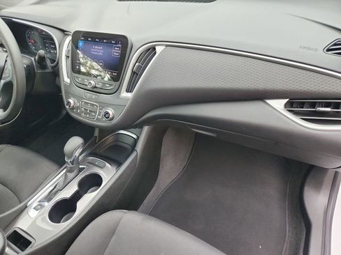 Certified 2022 Chevrolet Malibu LT image 27
