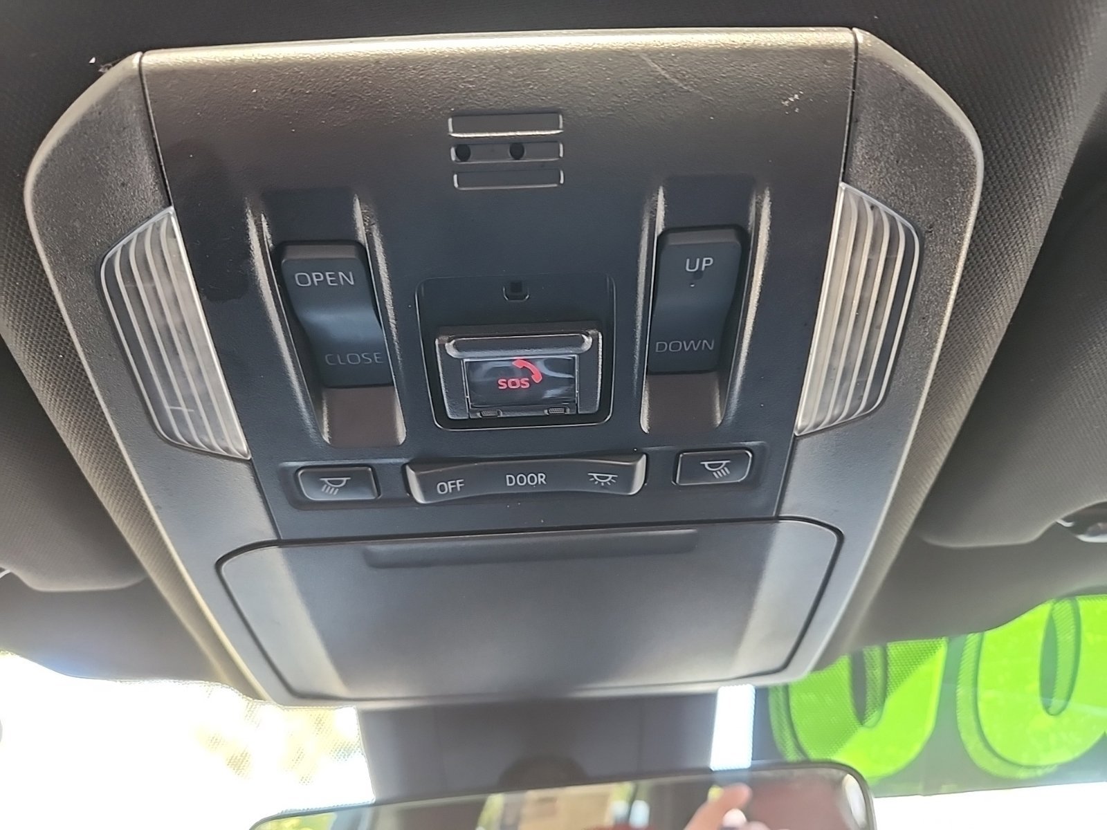 Used 2022 Toyota Highlander XSE AWD/4WD image 27