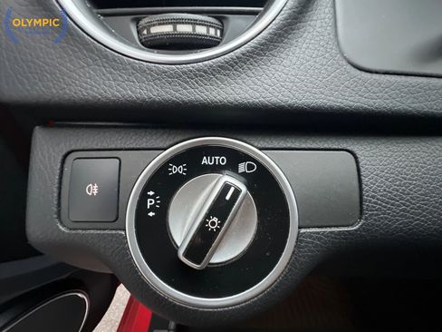 Used 2014 Mercedes-Benz C 250 Sedan w/ Premium 1 Package image 38