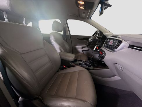 Used 2016 Kia Sorento EX image 26