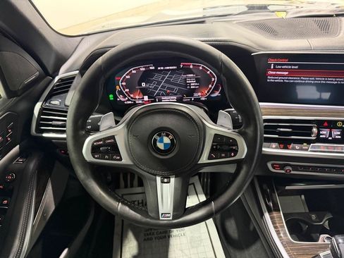 Used 2020 BMW X5 M50i w/ Premium Package AWD/4WD image 31