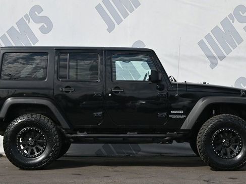 Used 2015 Jeep Wrangler Unlimited Sport w/ Quick Order Package 24S image 4
