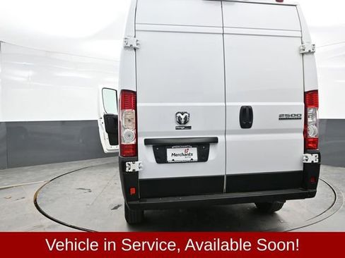 Used 2024 RAM ProMaster 2500 w/ Convenience Group image 42