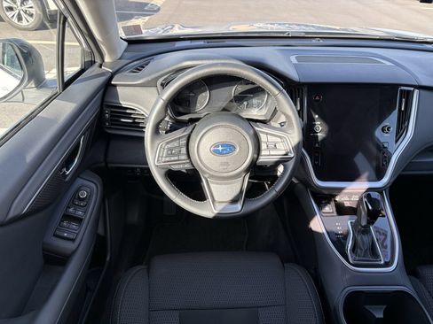 Used 2025 Subaru Outback Premium AWD/4WD image 14