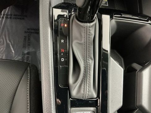 Certified 2025 Honda Accord EX-L image 18