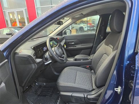 New 2026 Nissan Kicks SV image 14