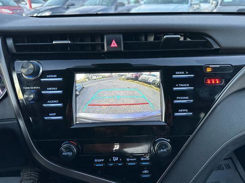 Used 2019 Toyota Camry LE image 22