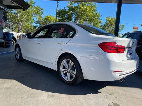 Used 2017 BMW 330i Sedan RWD image 7