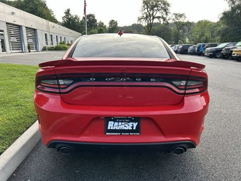 Used 2022 Dodge Charger R/T RWD image 7