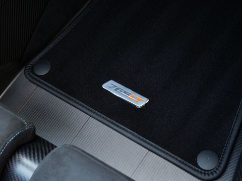 Used 2022 McLaren 765LT RWD image 43
