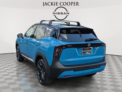 New 2026 Nissan Kicks SR w/ Cold Weather Package FWD image 7